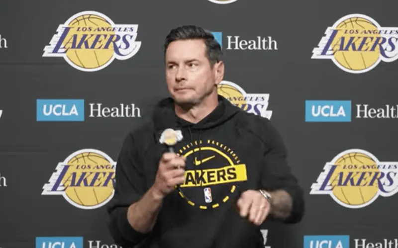 九游游戏平台-雷迪克：造犯规是能力体现，乔丹科比场均罚球都是10次以上